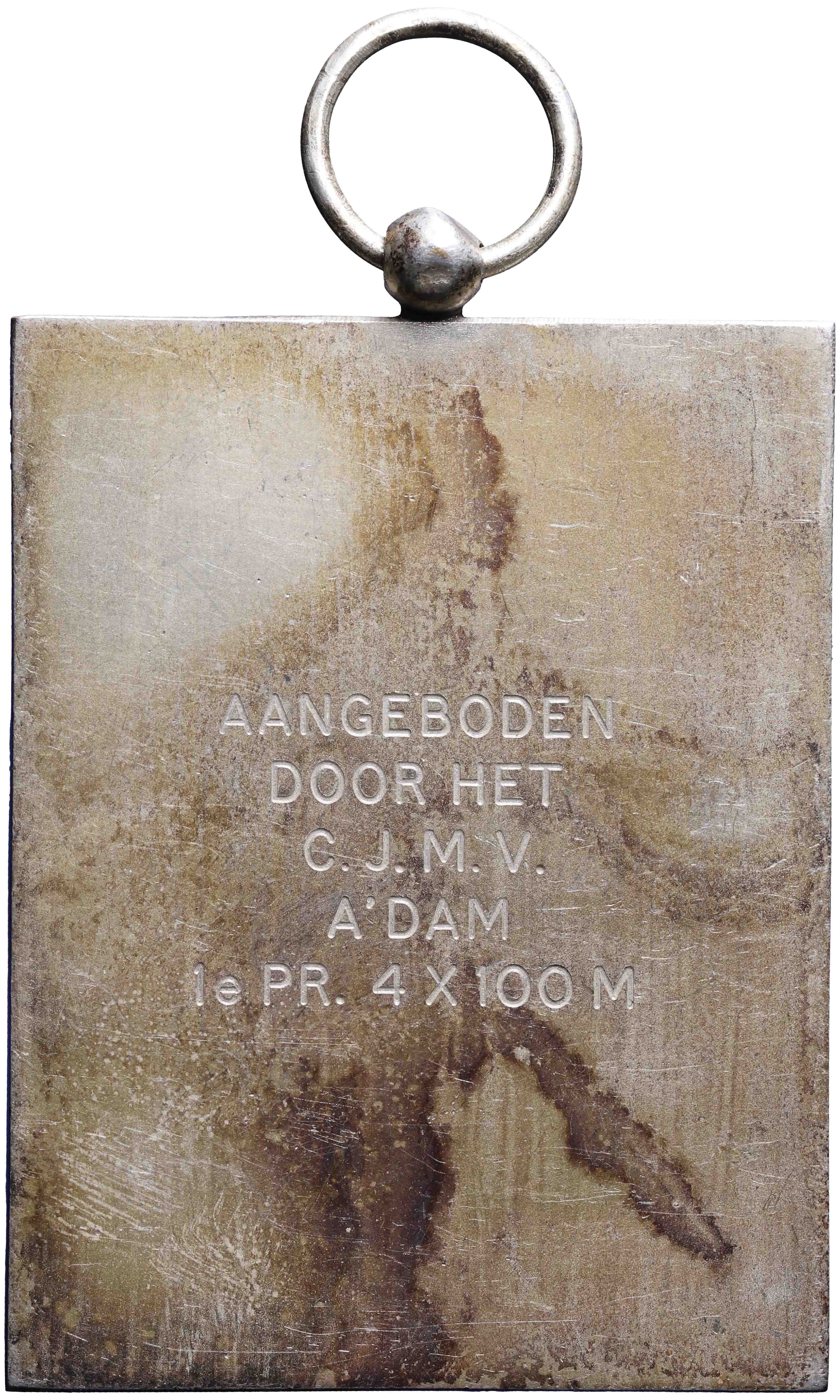 Image of the reverse. Eerste prijs voor estafette hardlopen, 4 x 100 m, aangeboden door het C.J.M.V. te Amsterdam. Inventory number:1979-0785
