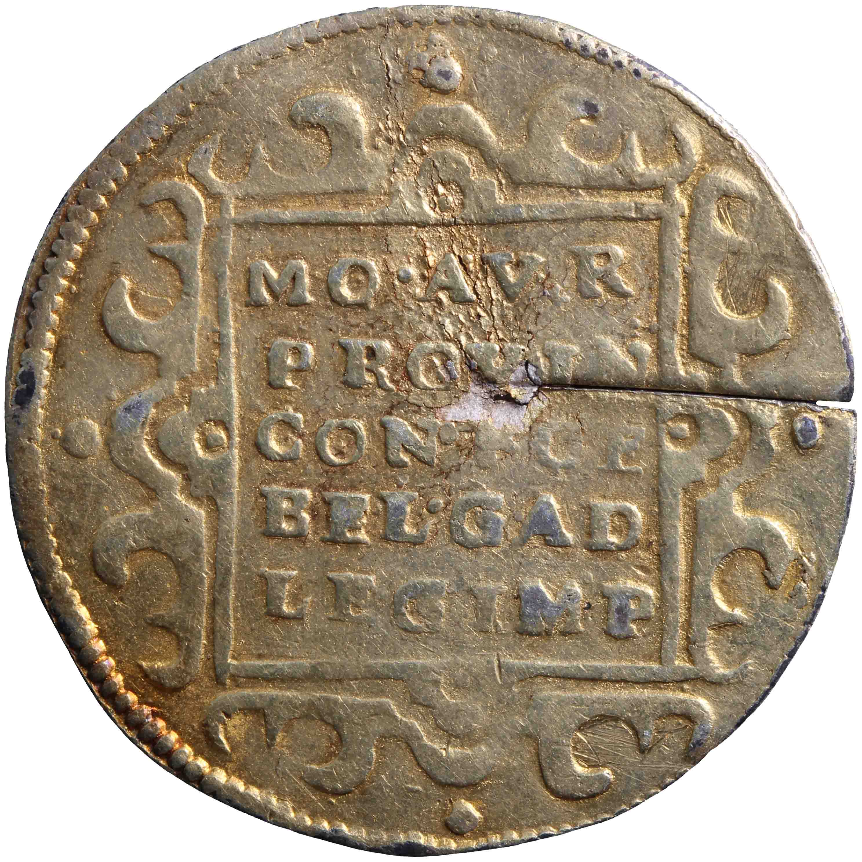 Afbeelding van de keerzijde. dubbele gouden dukaat. Inventarisnummer:HNM-01149