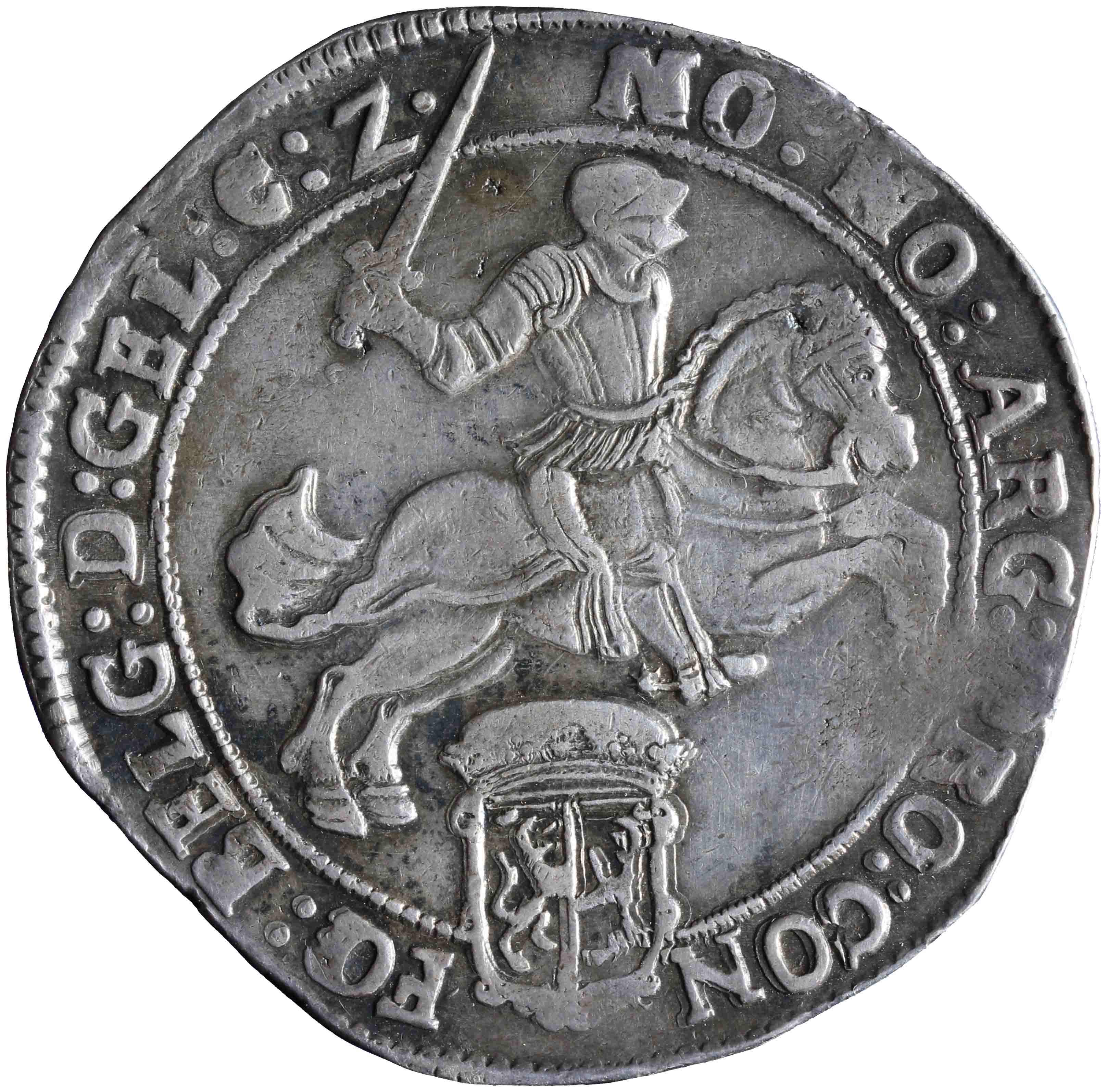 Afbeelding van de voorzijde. zilveren rijder of dukaton. Inventarisnummer:NM-01030