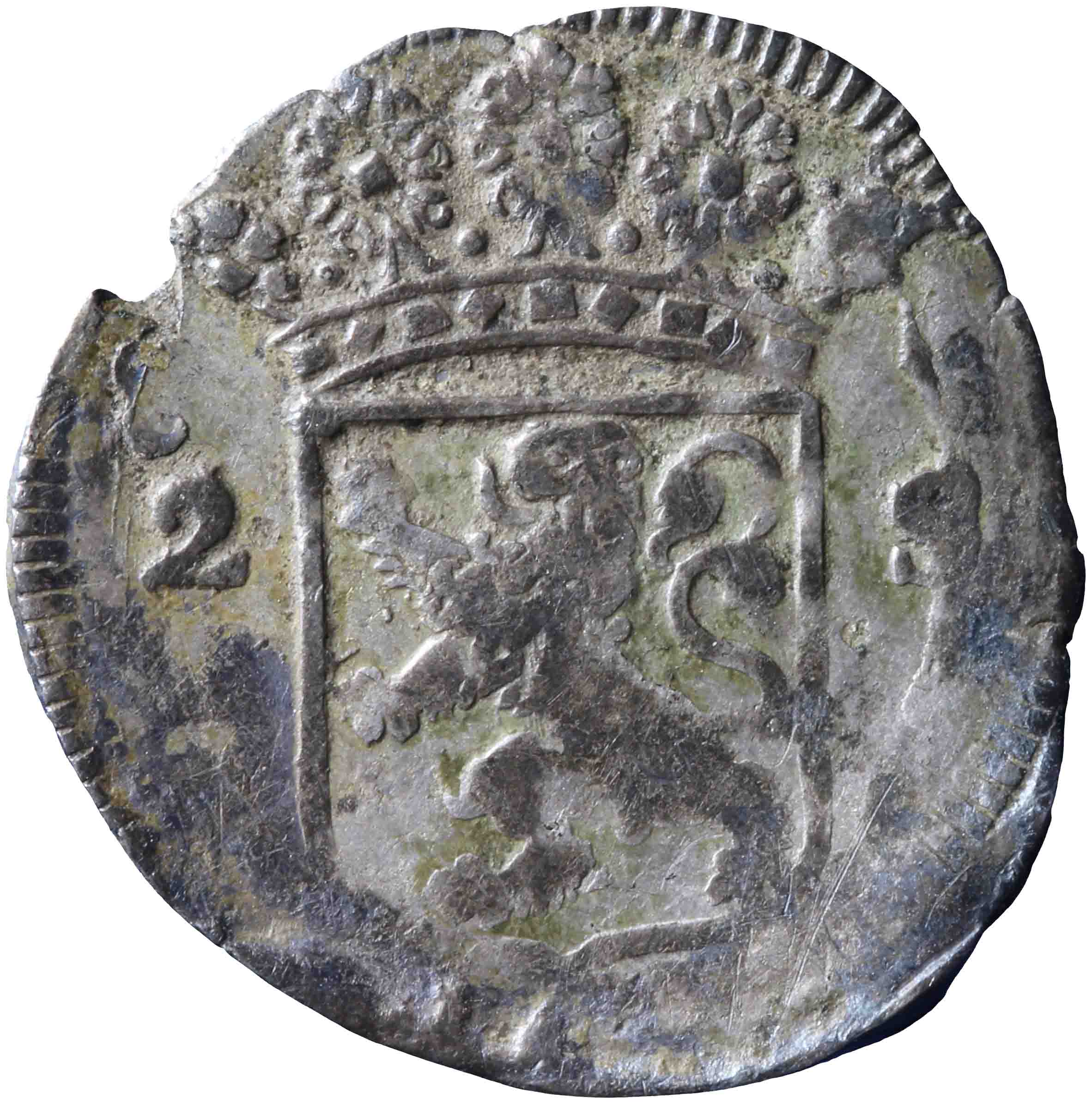 Afbeelding van de voorzijde. dubbele wapenstuiver. Inventarisnummer:NM-03380