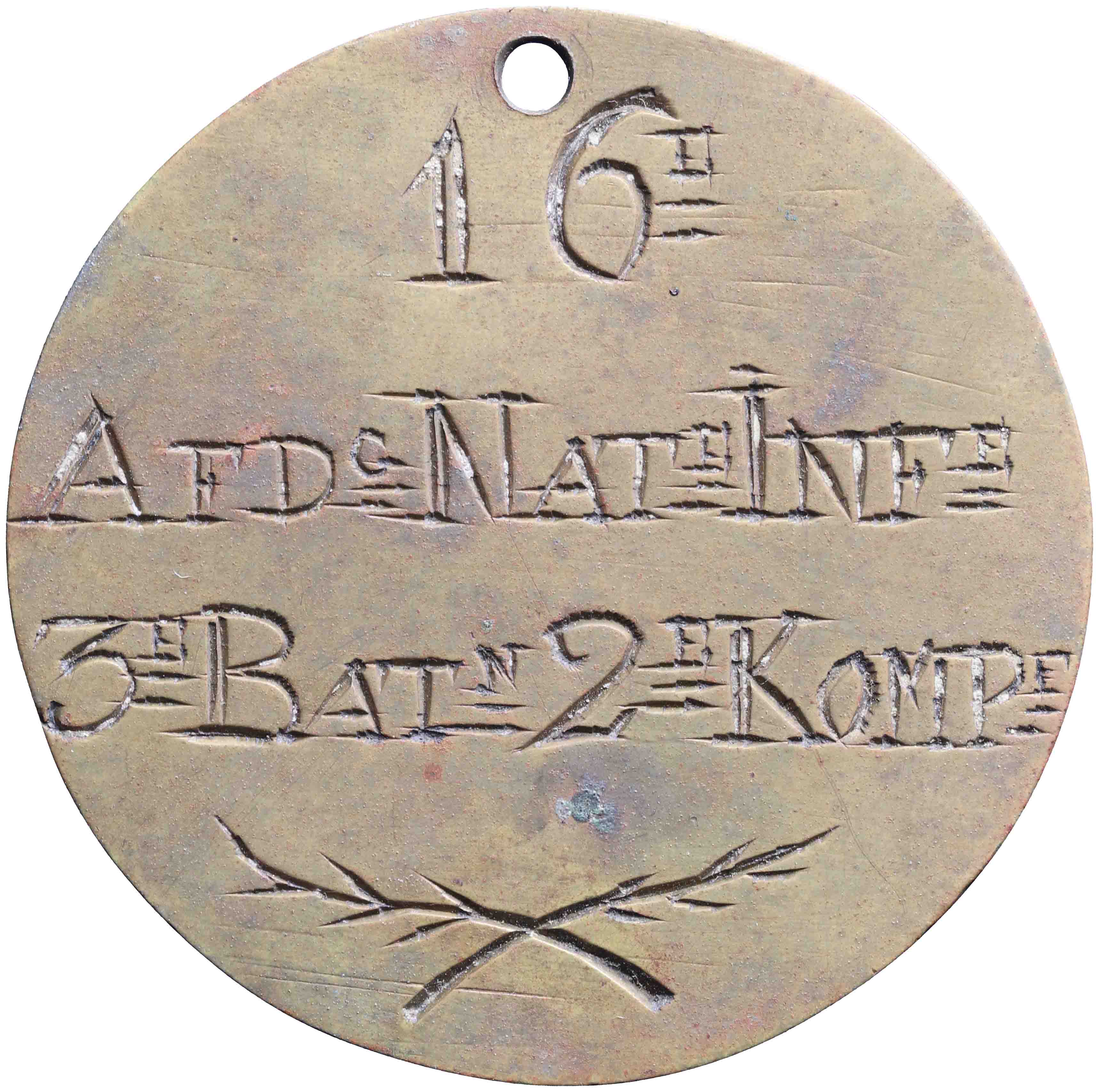 Afbeelding van de voorzijde. onbekende plaats: Vrouw van Lier,  marketenster van de 16de Afdeling Nat. Infanterie 3e Bataillon 2e kompagnie. Inventarisnummer:PE-07704