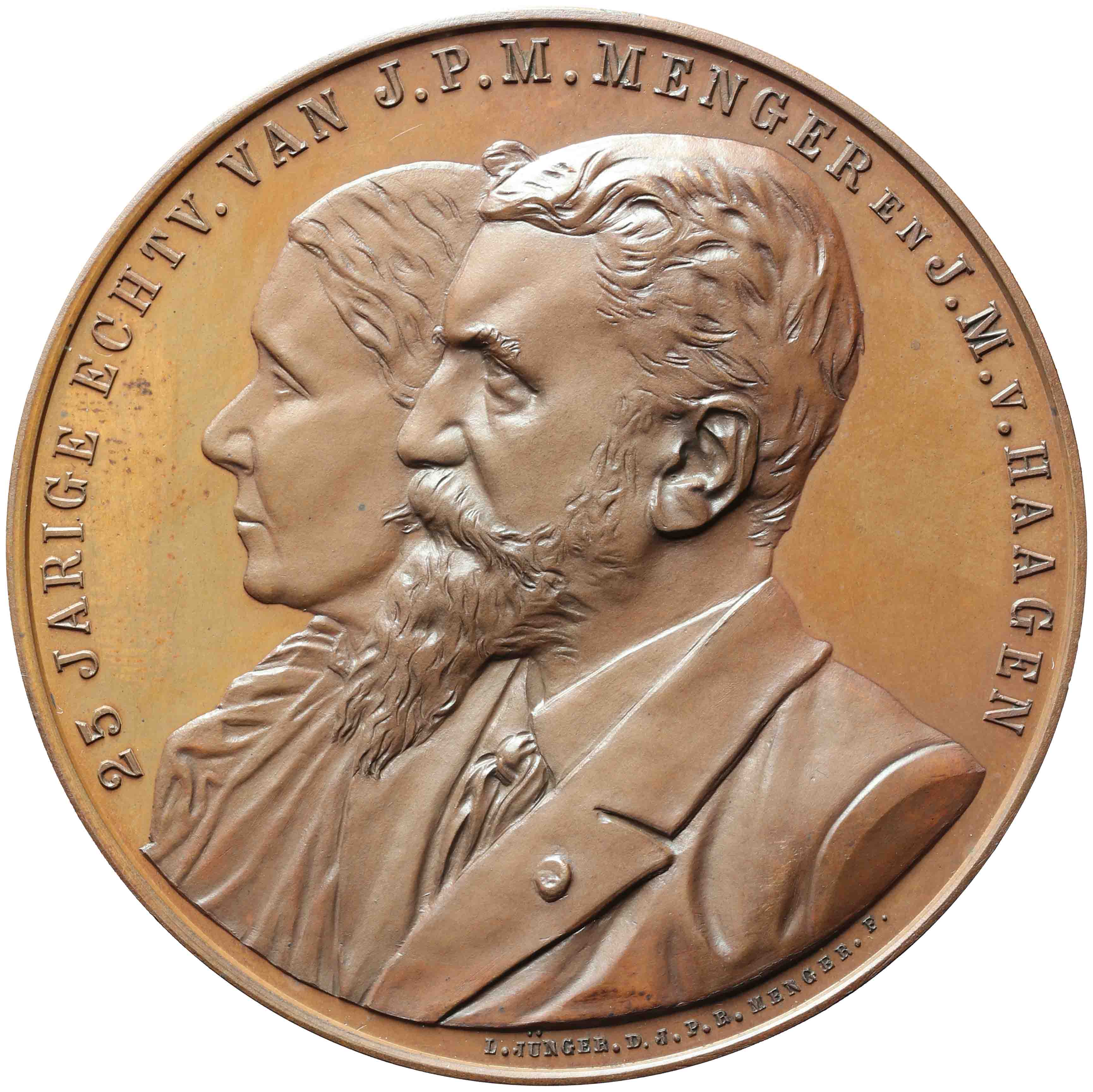Afbeelding van de voorzijde. vijfentwintigjarig huwelijk van Johan Philip Mathias Menger, medailleur en Johanna Maria van Haagen (1848-1903). Inventarisnummer:PE-12208