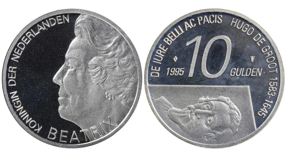 In 1995 werd een muntontwerp van Drupsteen wel gerealiseerd, de f 10 gulden Hugo de Groot. Bron: Nationale Numismatische Collectie, De Nederlandsche Bank, DNB-02256.