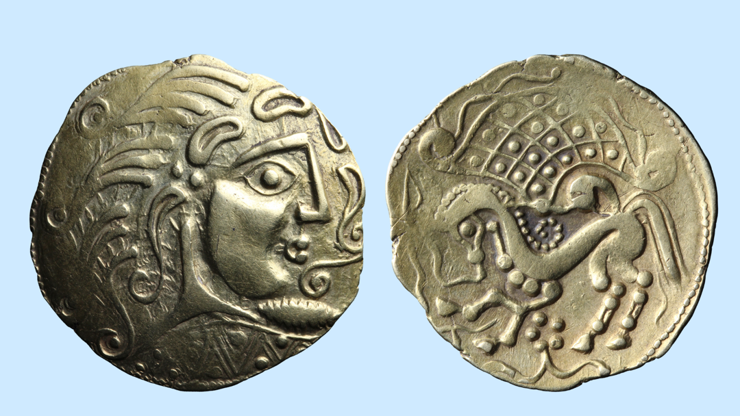 Gouden munt van de Parisii, ca. 60 v.Chr. Deze Keltische stam woonde op de plek van het moderne Parijs. De Parisii kwamen in 52 in opstand tegen Caesar, waarna hun hoofdstad werd platgebrand.